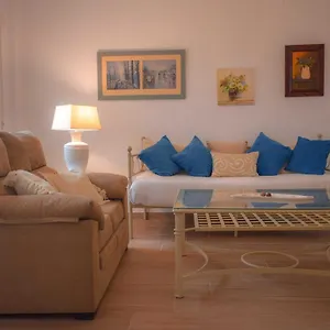 Apartamento Santa Angela De La Cruz, Peñaflor